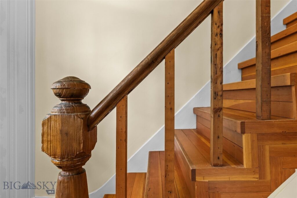 108 S 3rd Street, Livingston MT 59047