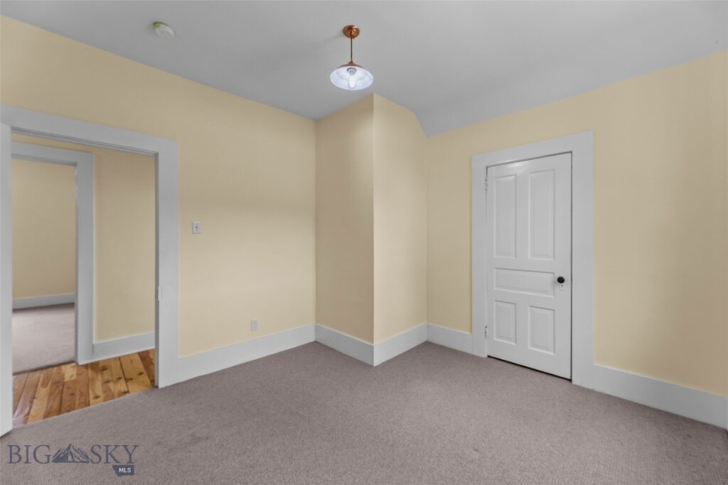 108 S 3rd Street, Livingston MT 59047