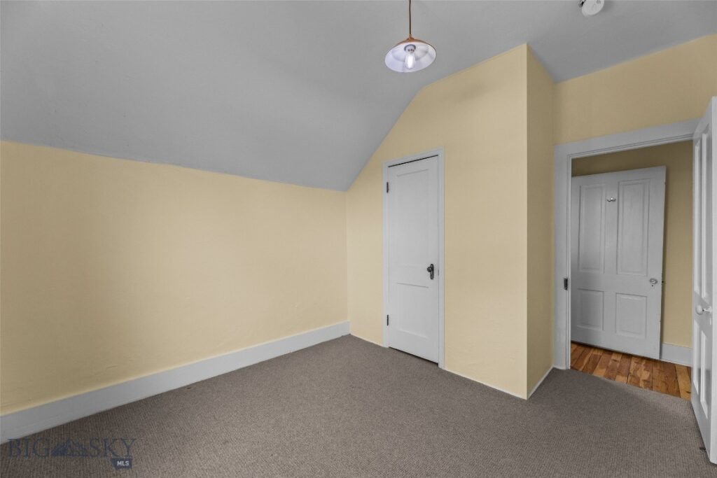 108 S 3rd Street, Livingston MT 59047