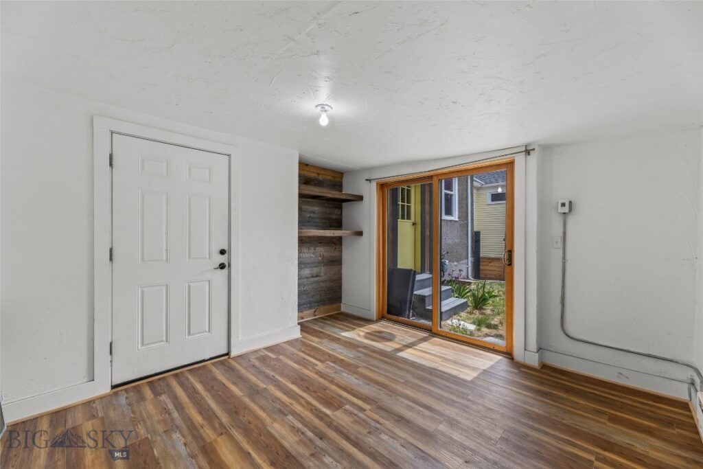 108 S 3rd Street, Livingston MT 59047