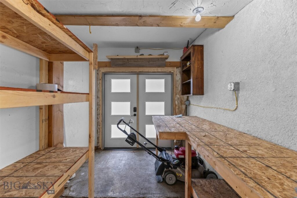 108 S 3rd Street, Livingston MT 59047