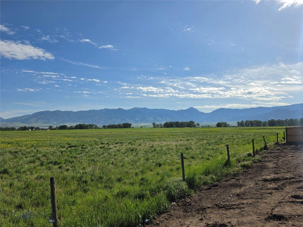 2201 Oriole Drive, Belgrade MT 59714