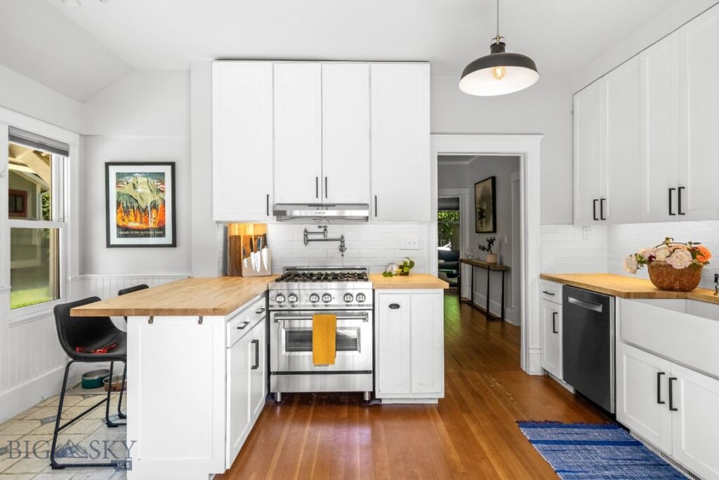 206 S 7th Avenue, Bozeman MT 59715