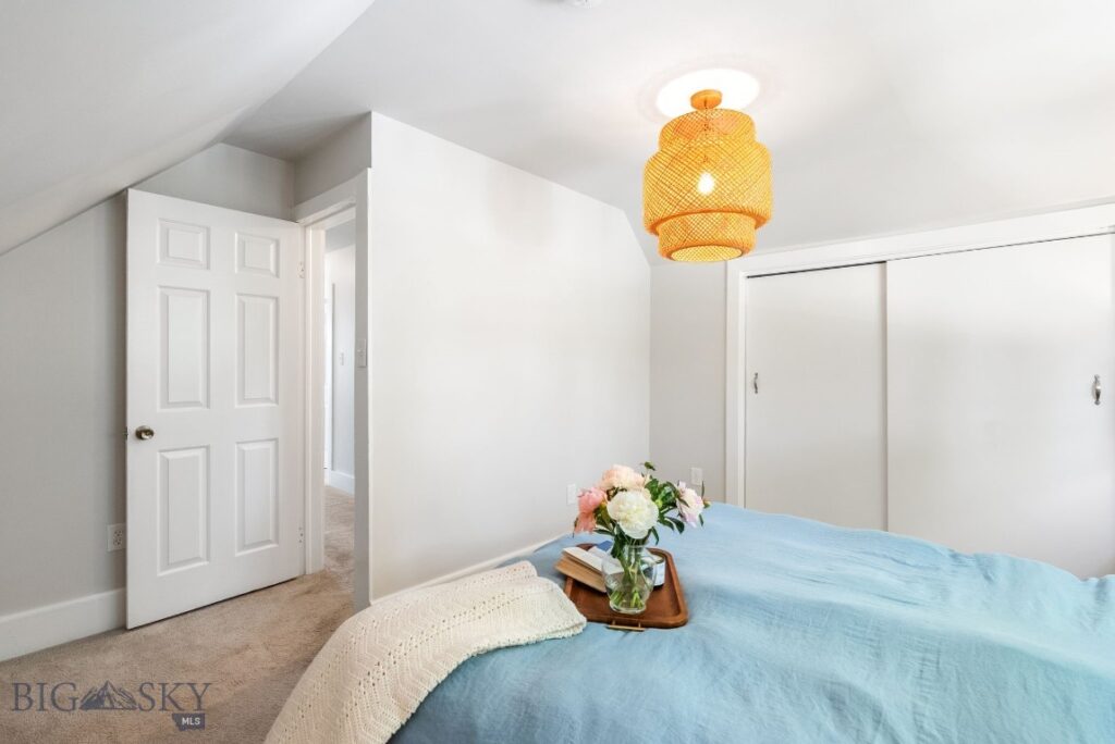206 S 7th Avenue, Bozeman MT 59715