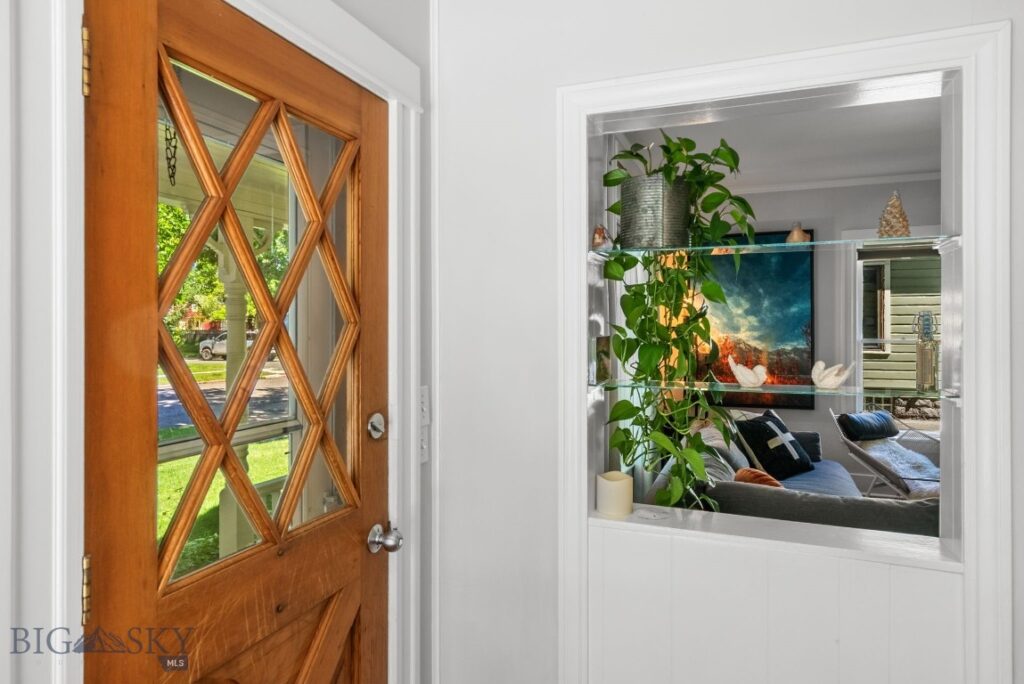 206 S 7th Avenue, Bozeman MT 59715