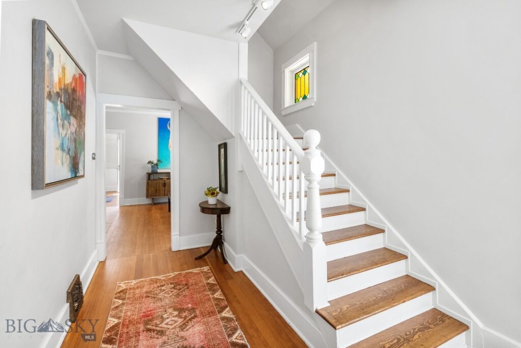 206 S 7th Avenue, Bozeman MT 59715