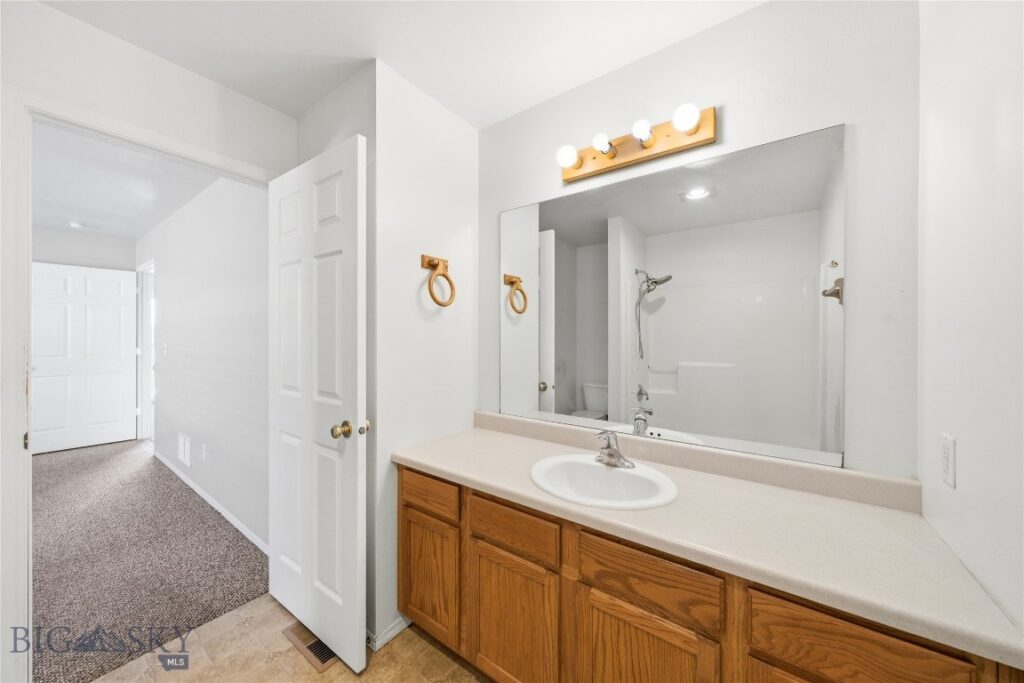 539 N River Rock, Belgrade MT 59714