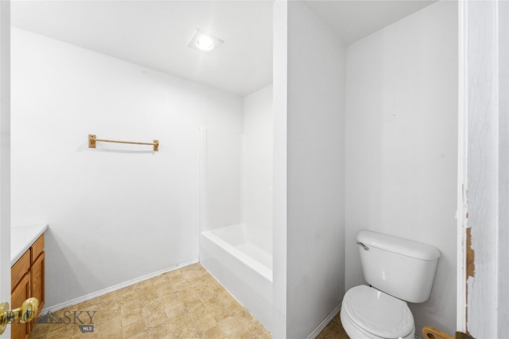 539 N River Rock, Belgrade MT 59714