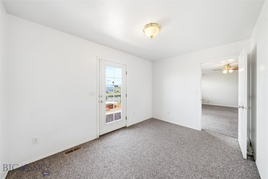 539 N River Rock, Belgrade MT 59714