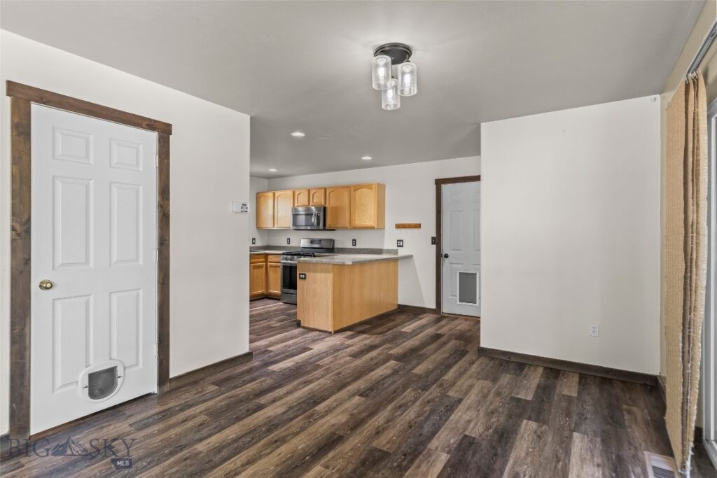 618 N River Rock Drive, Belgrade MT 59714