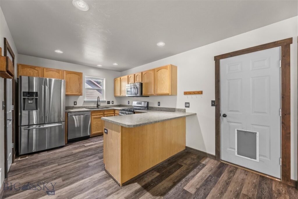 618 N River Rock Drive, Belgrade MT 59714