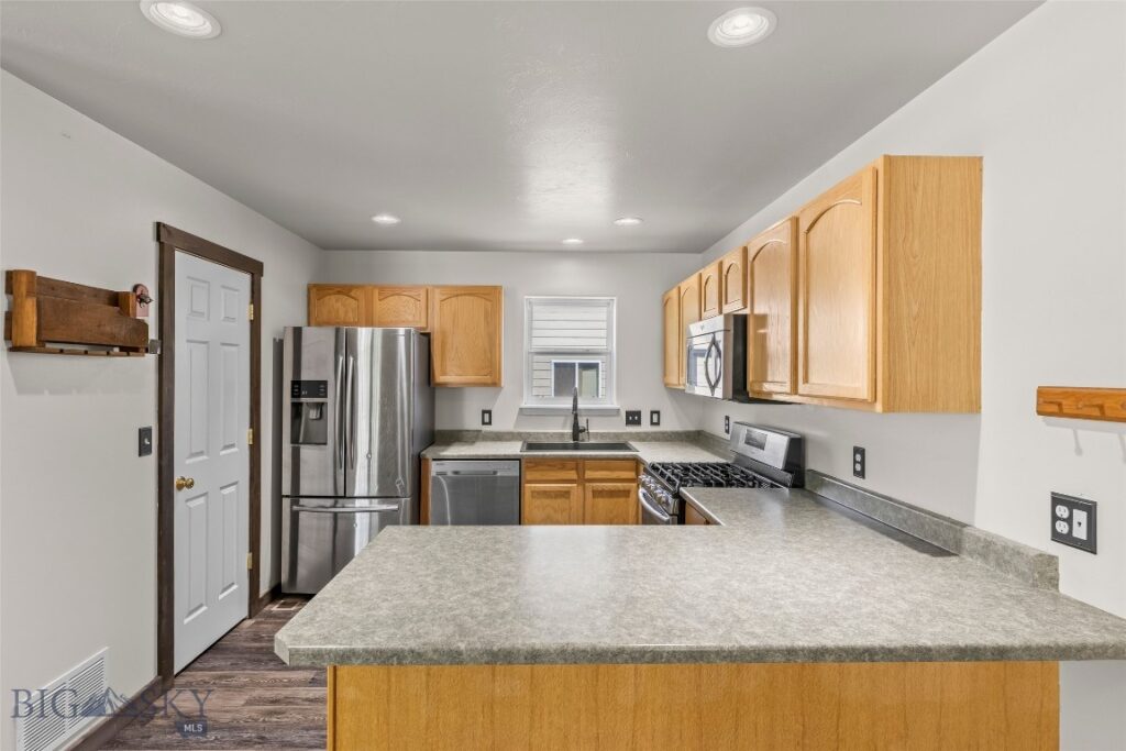 618 N River Rock Drive, Belgrade MT 59714