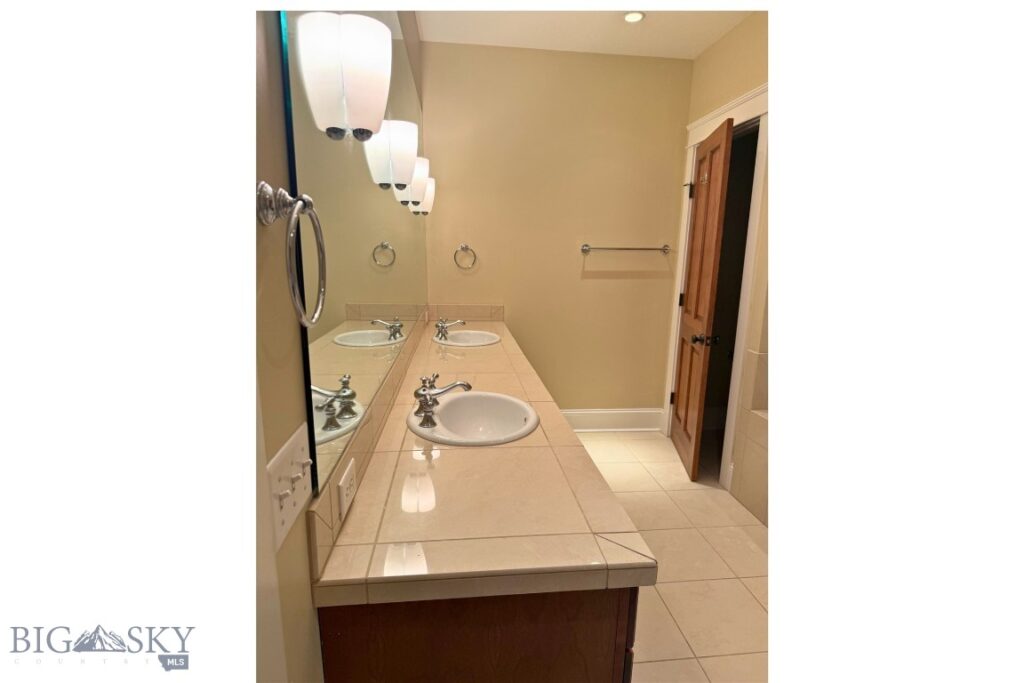 109 Village Downtown Blvd Boulevard, Bozeman MT 59715