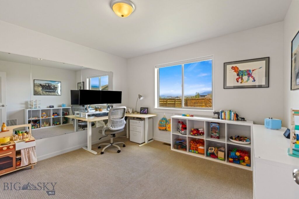 1402 Ingomar Boulevard, Belgrade MT 59714