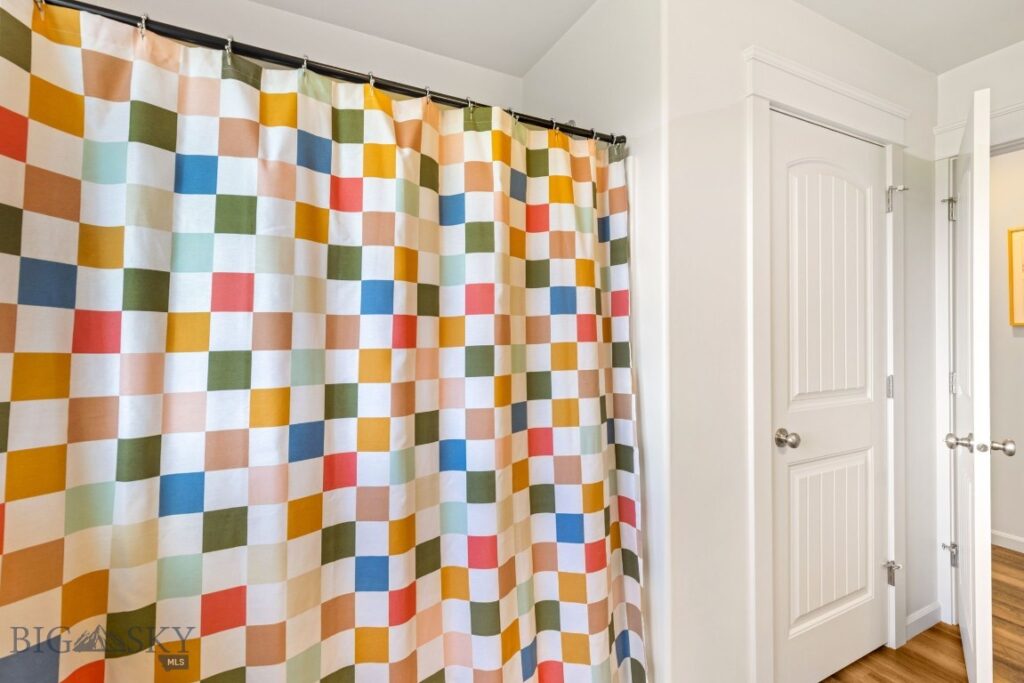 1402 Ingomar Boulevard, Belgrade MT 59714