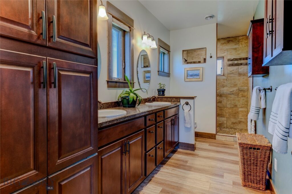34 Obsidian Road, Livingston MT 59047