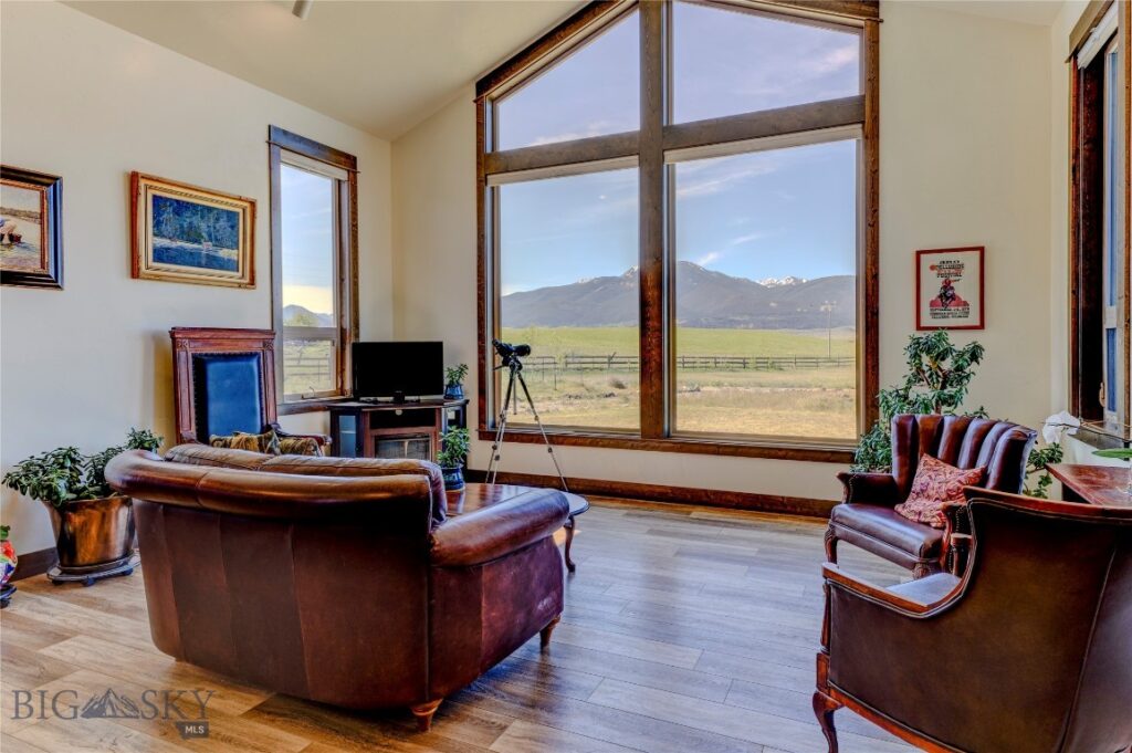 34 Obsidian Road, Livingston MT 59047