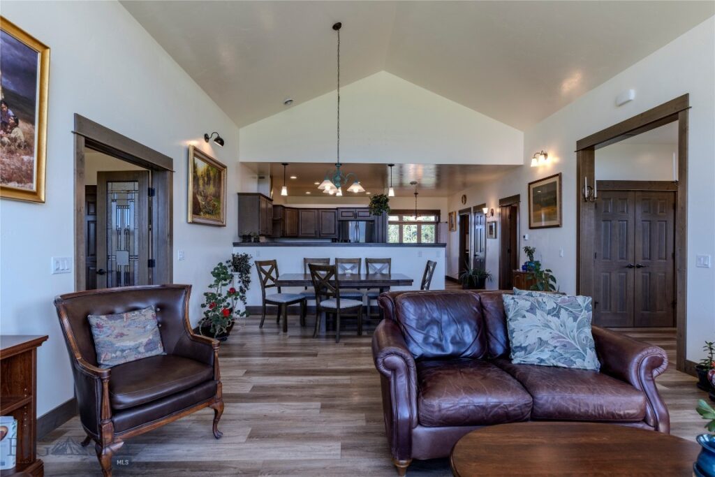 34 Obsidian Road, Livingston MT 59047