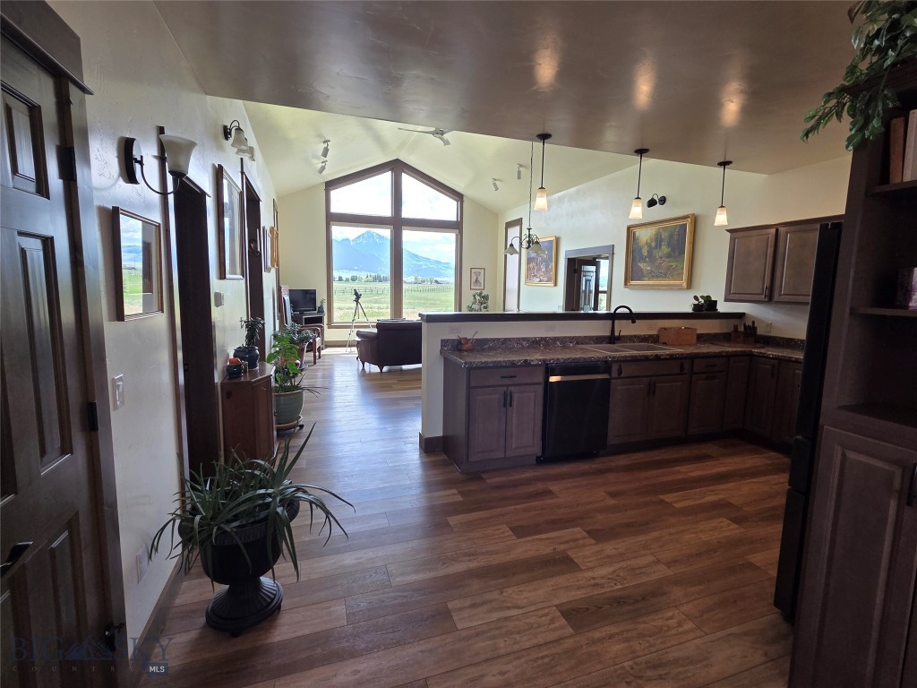 34 Obsidian Road, Livingston MT 59047