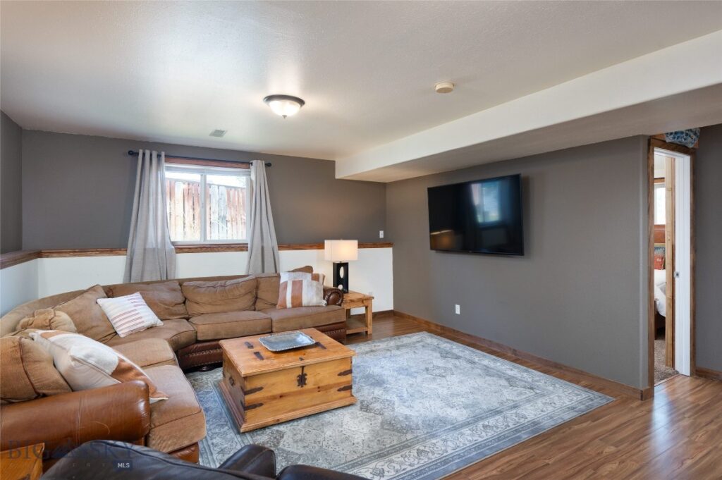105 N Grogan Street, Belgrade MT 59714