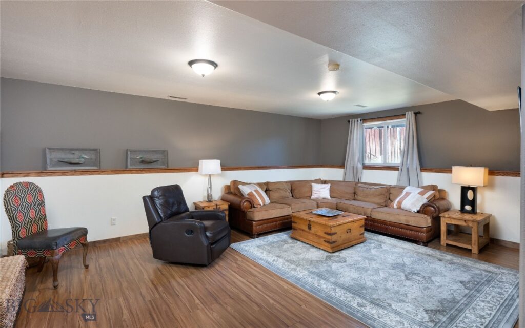 105 N Grogan Street, Belgrade MT 59714