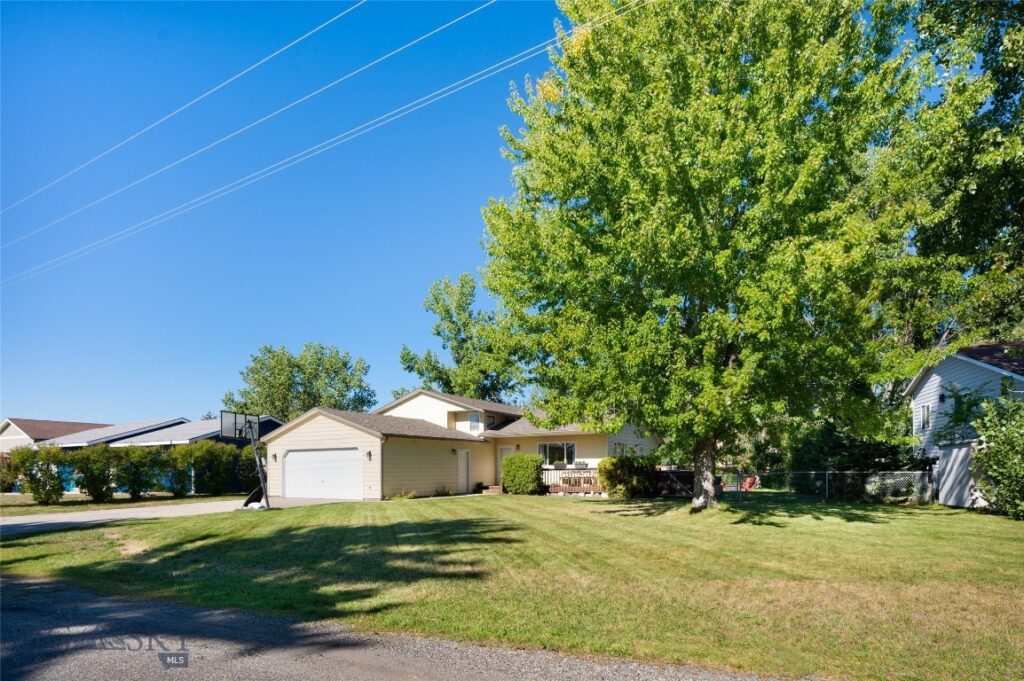 105 N Grogan Street, Belgrade MT 59714