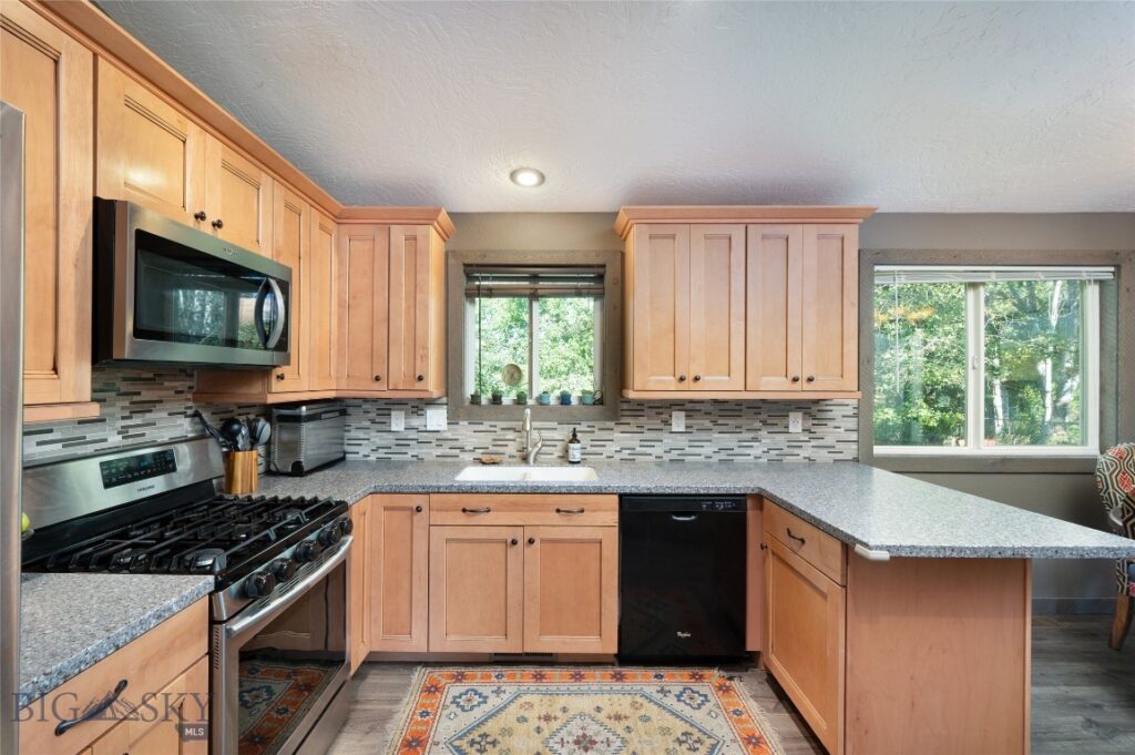 105 N Grogan Street, Belgrade MT 59714