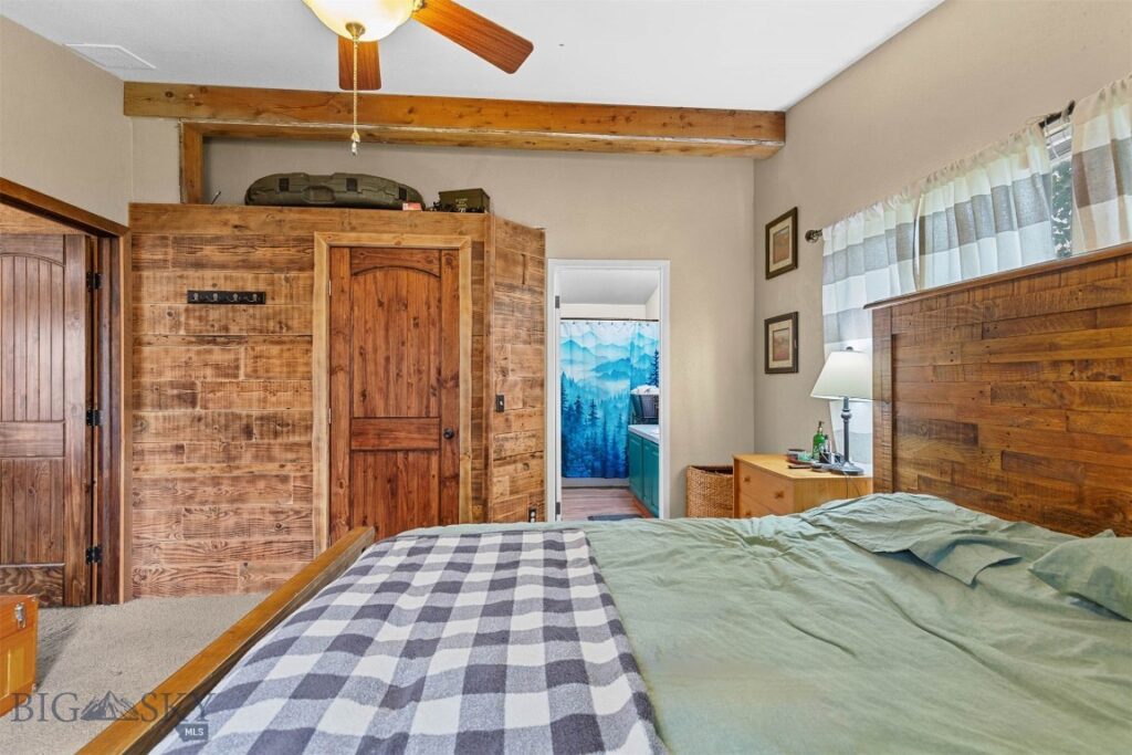 810 Golden West Drive, Belgrade MT 59714