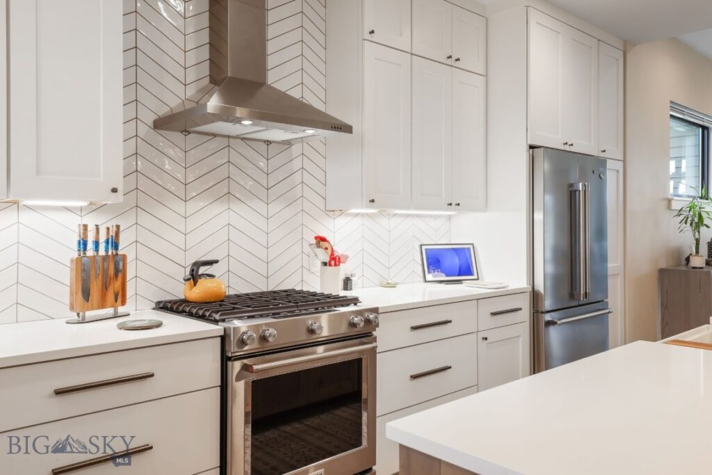 967 Auger Lane, Bozeman MT 59718