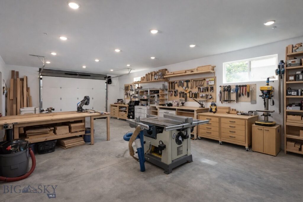 223 New Ventures Drive, Bozeman MT 59718
