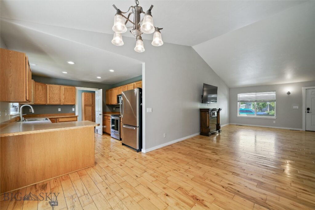 2720 Daisy Drive, Bozeman MT 59718