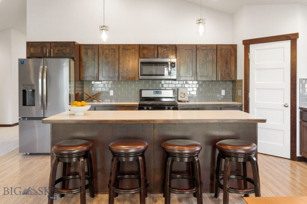 3229 S 26th Avenue, Bozeman MT 59718