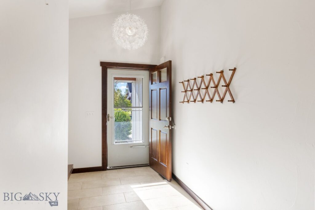 3229 S 26th Avenue, Bozeman MT 59718