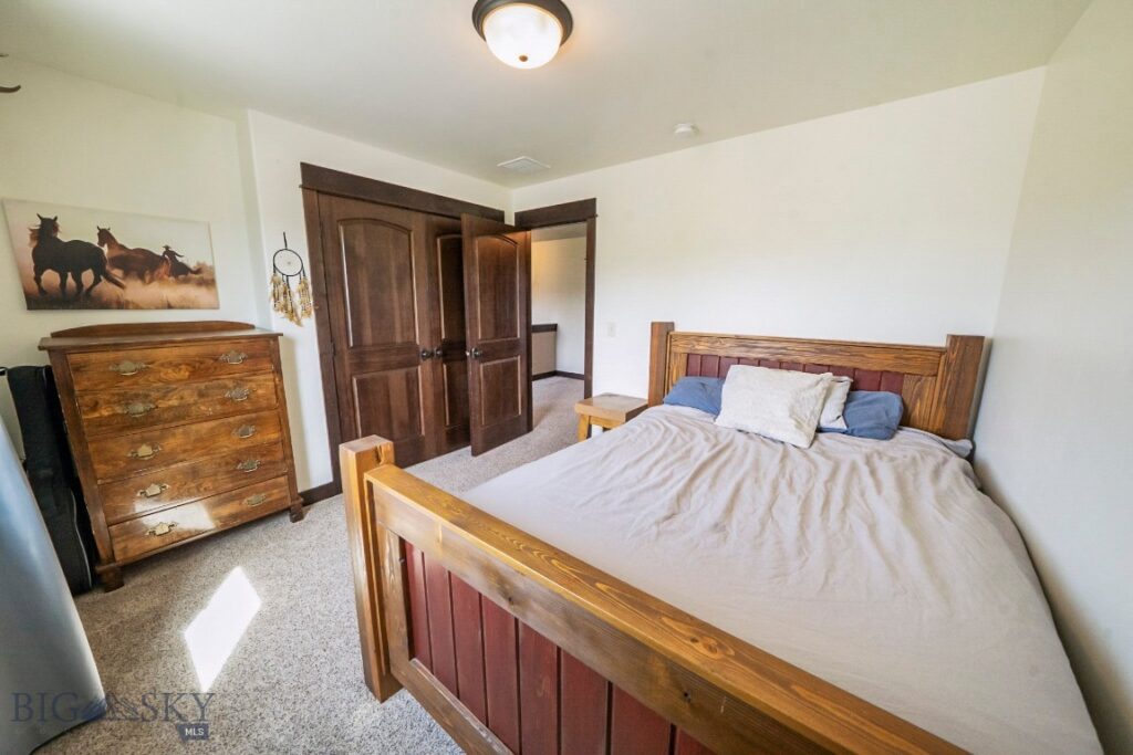 4767 Victory Street, Bozeman MT 59718