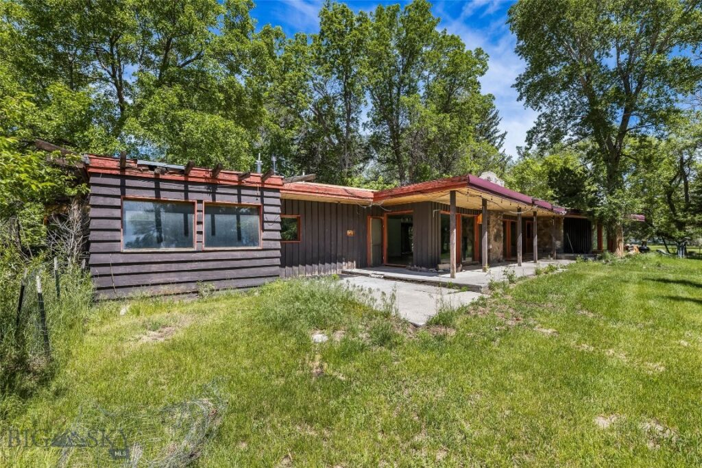 9th St Island Drive, Livingston MT 59047
