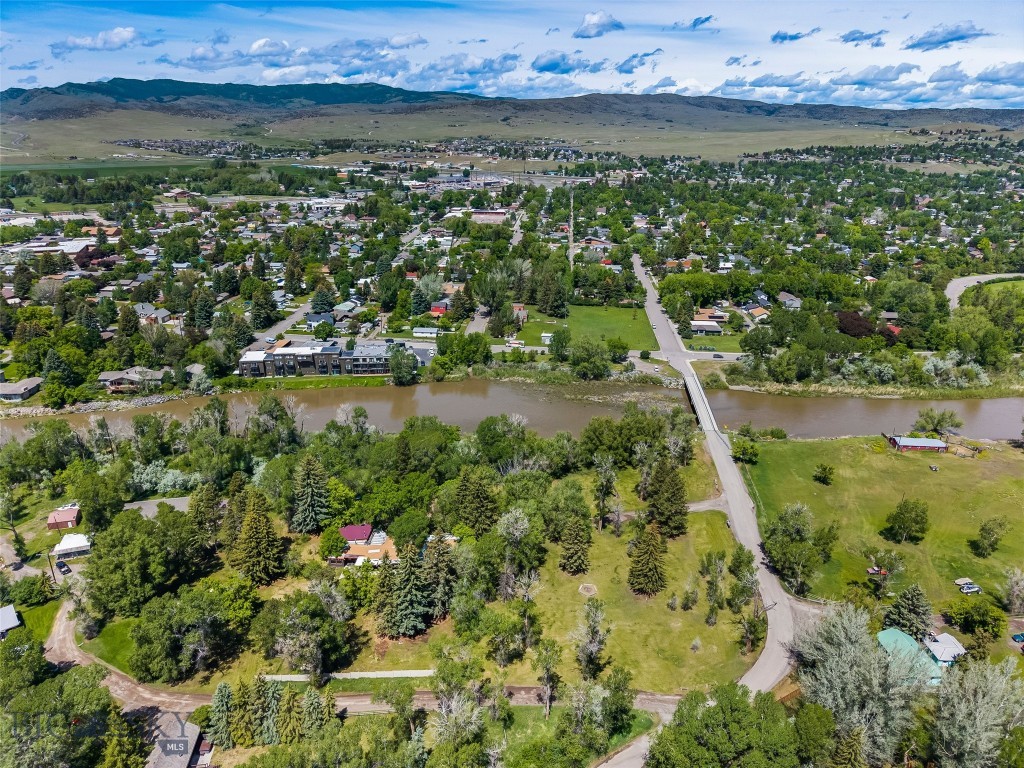 9th St Island Drive, Livingston MT 59047