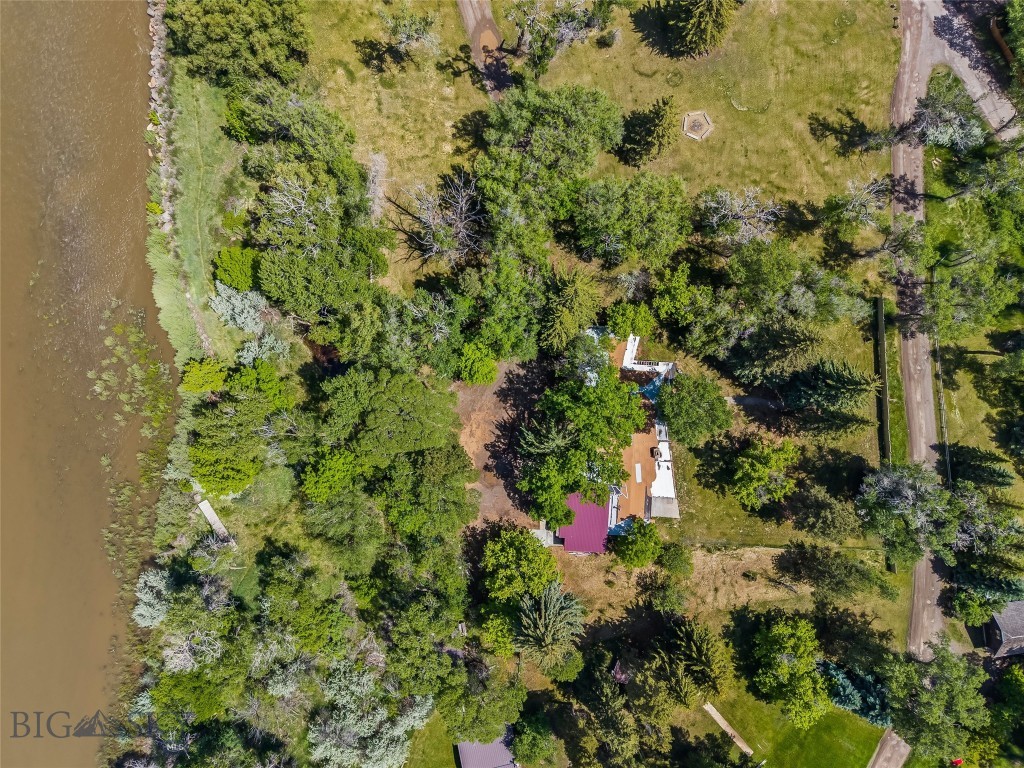 9th St Island Drive, Livingston MT 59047