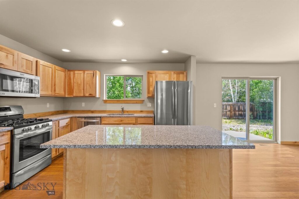 1118 Idaho Street, Belgrade MT 59714