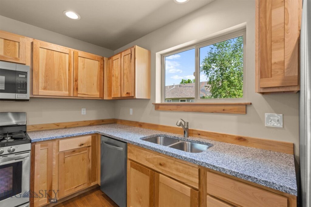 1118 Idaho Street, Belgrade MT 59714