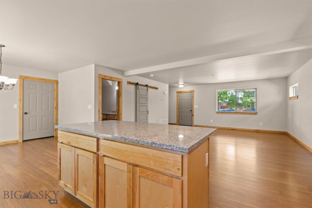1118 Idaho Street, Belgrade MT 59714