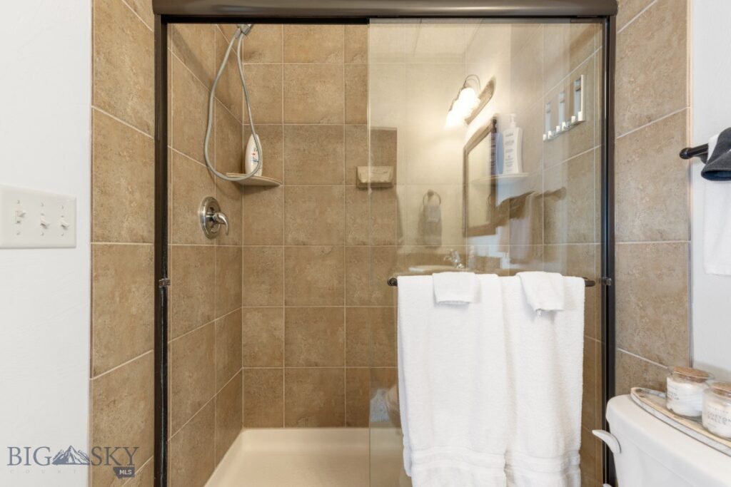 67 Village Drive, Belgrade MT 59714