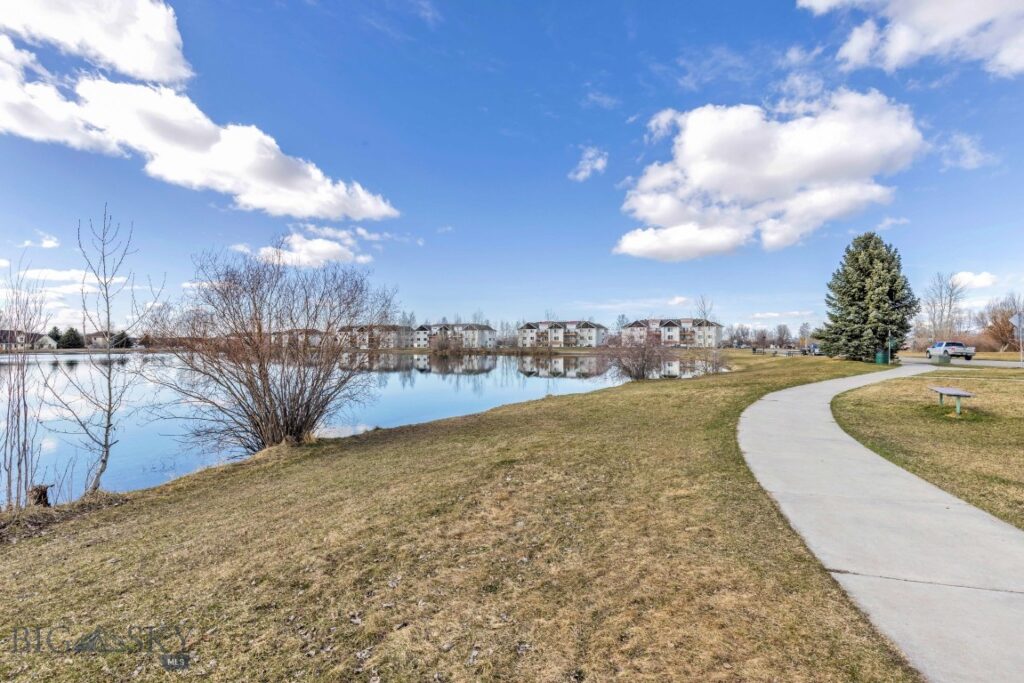 67 Village Drive, Belgrade MT 59714