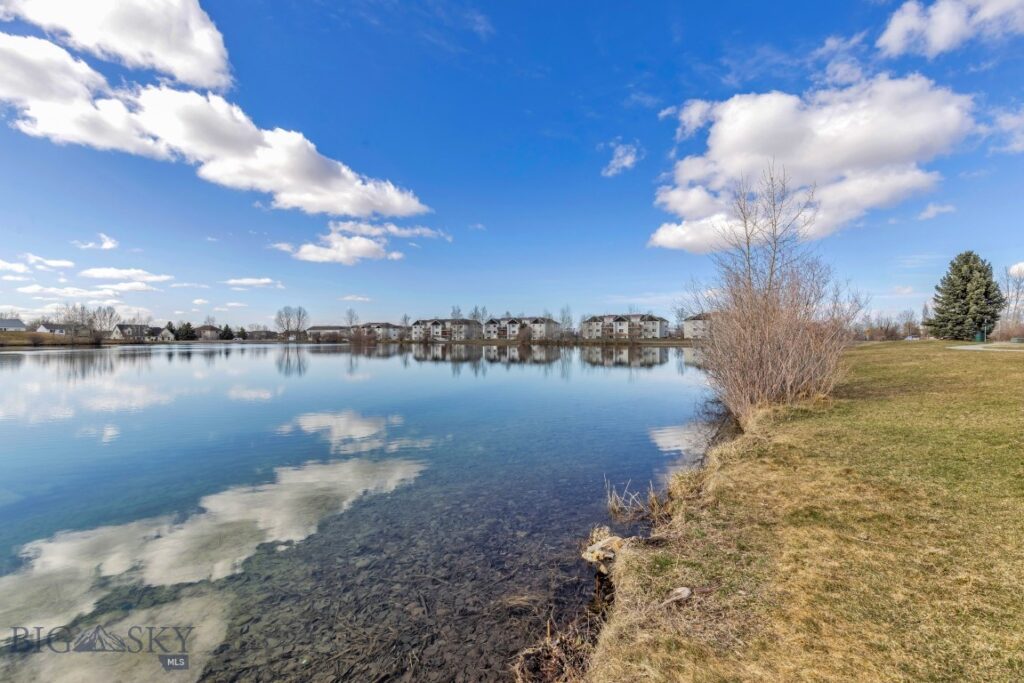 67 Village Drive, Belgrade MT 59714