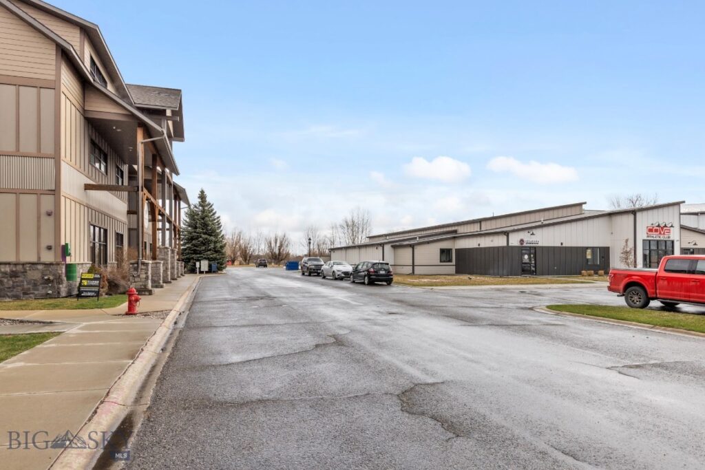 67 Village Drive, Belgrade MT 59714