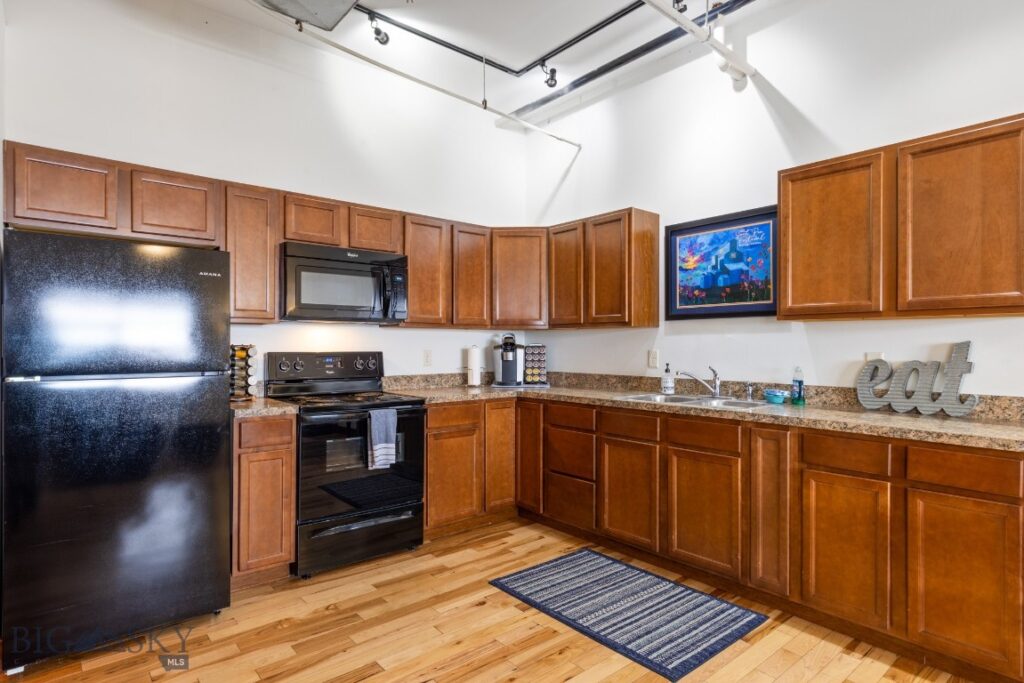 67 Village Drive, Belgrade MT 59714