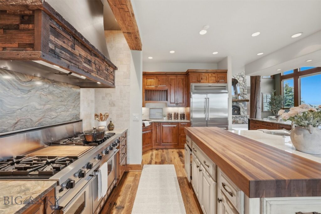 390 Hayrake Lane, Bozeman MT 59715
