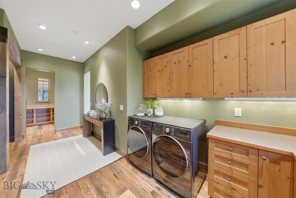 390 Hayrake Lane, Bozeman MT 59715
