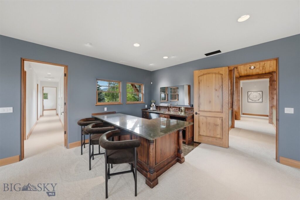 390 Hayrake Lane, Bozeman MT 59715