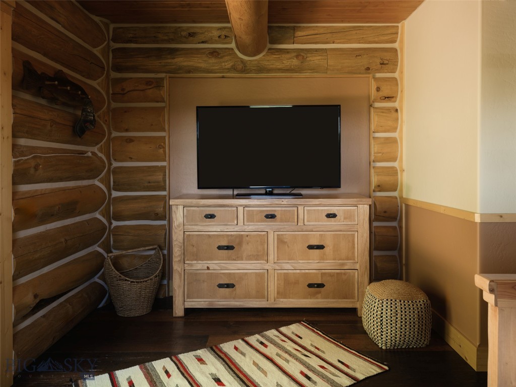 1993, 1995 Bear Canyon Road, Bozeman MT 59715