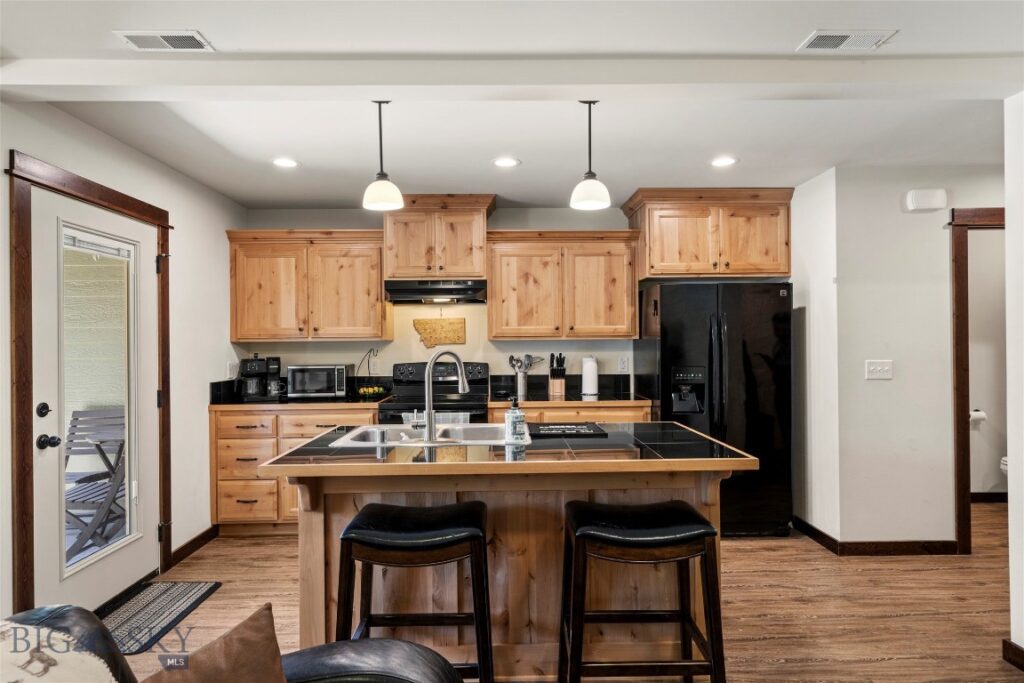 2755 Fen Way, Bozeman MT 59718